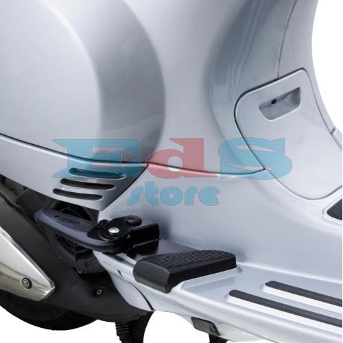 BLACK FLOORBOARD FOOTRESTS FOR VESPA LX